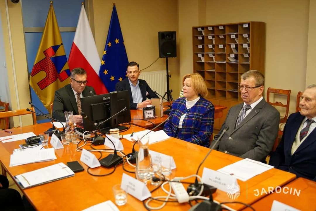 Gminna Rada Seniorów wybrała swoje władze. Zobacz, kto został przewodniczącym [ZDJĘCIA] — zdjęcie 2 z 23