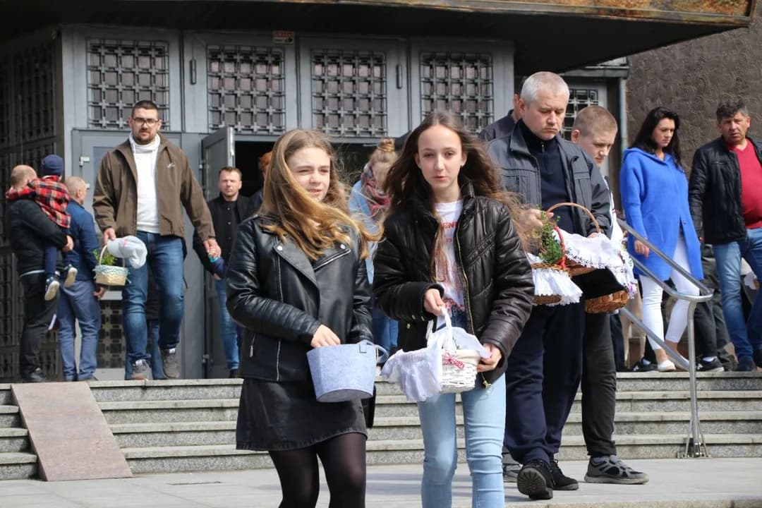 Gdzie do spowiedzi przed świętami? O której poświęcisz pokarmy w Wielką Sobotę w Jarocinie? — zdjęcie 6 z 40