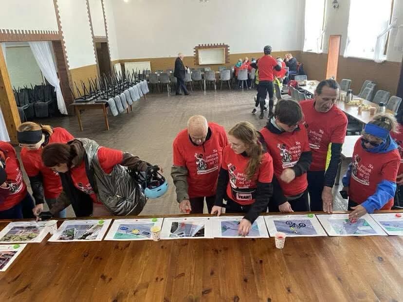 35 km na 35-lecie. Wyjątkowe urodziny „Gazety Jarocińskiej”. Niedzielne podchody z RoweLOVE Jarocin [ZDJĘCIA]