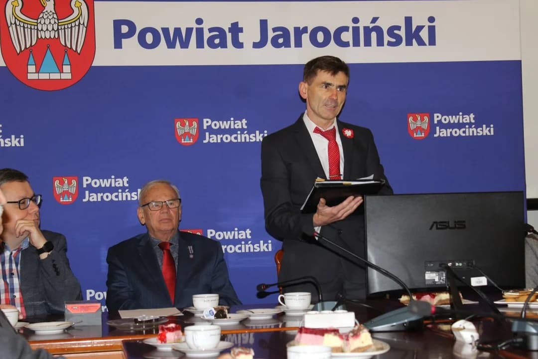 Spotkanie kombatantów w Jarocinie. Wręczyli medale i przekazali kasety do muzeów [ZDJĘCIA] — zdjęcie 2 z 67