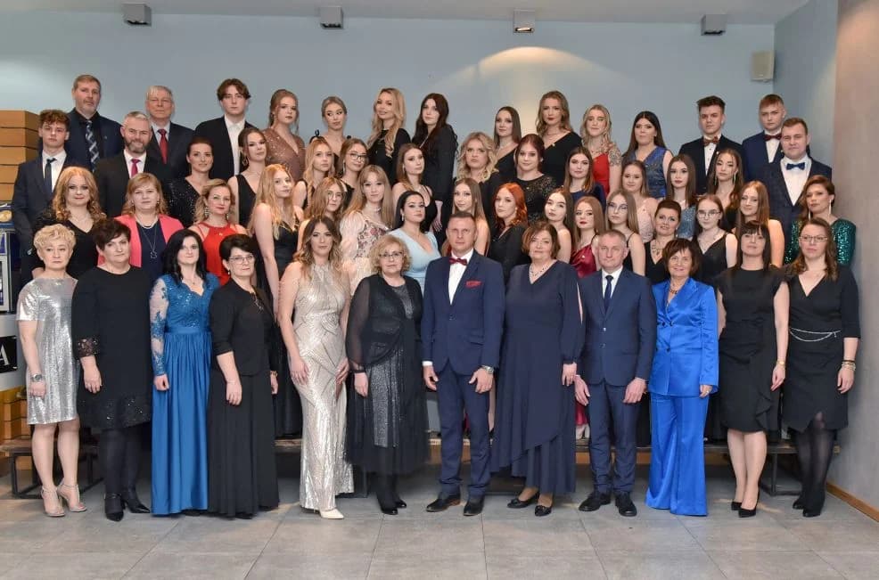 Studniówki 2023 — zdjęcie 2 z 118