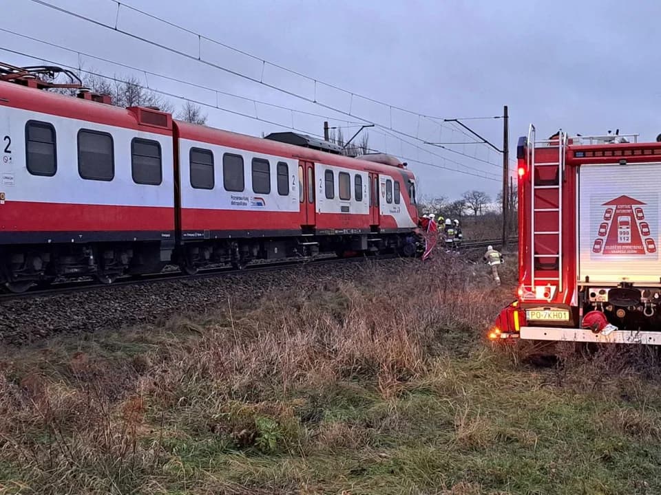 Śmiertelny wypadek na przejeździe kolejowym w Wyszkach
