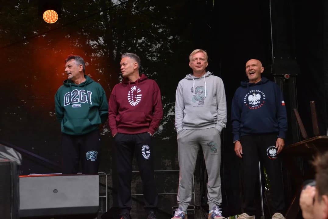 Na odpuście w Golinie odbył się pokaz mody z aktorami — zdjęcie 6 z 25