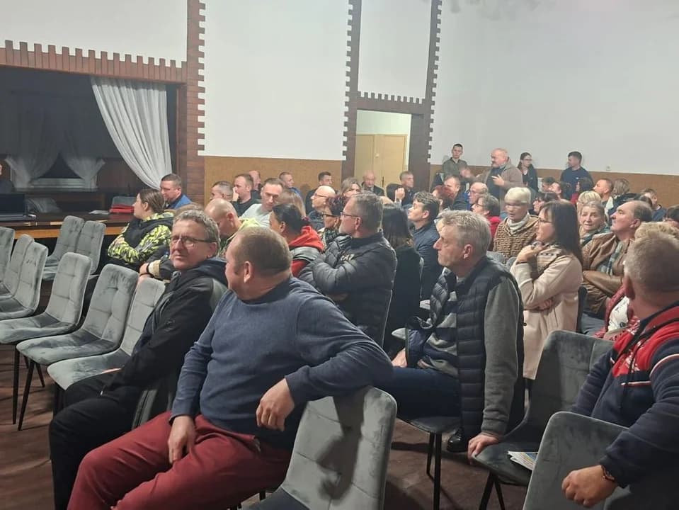 Mieszkańcy Woli Książęcej przeciwni planowanej biogazowni: „Niech wójt poczuje nasz oddech” — zdjęcie 2 z 20