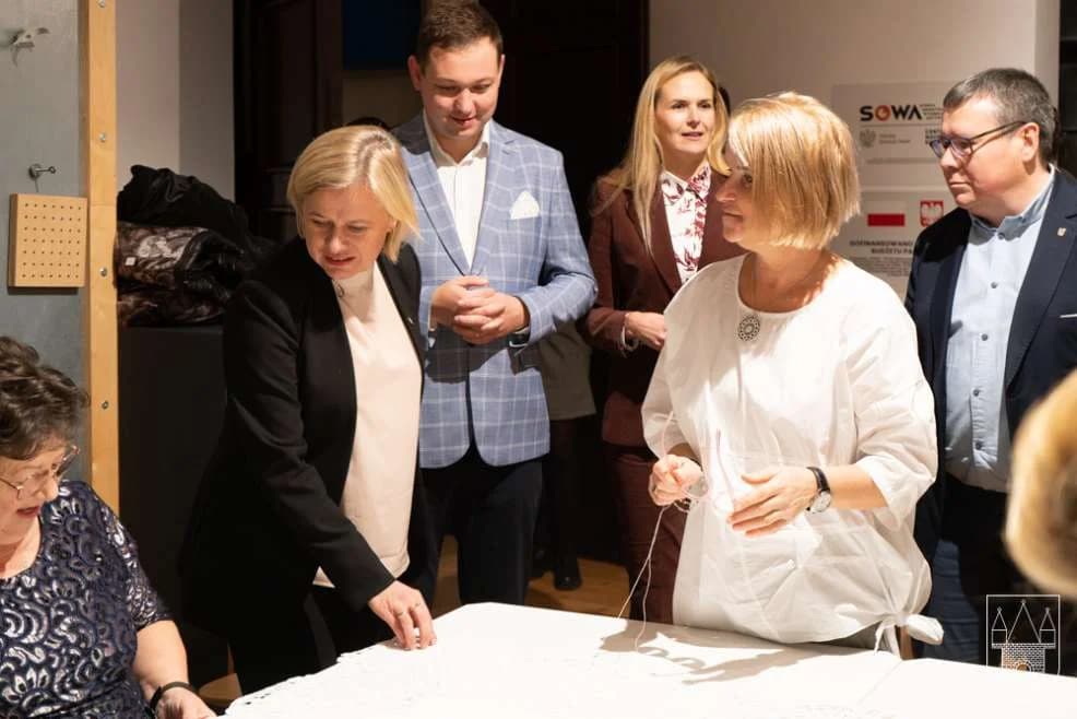 Wiceminister Kultury i Dziedzictwa Narodowego w Jarocinie. Jaki był cel wizyty? [ZDJĘCIA]