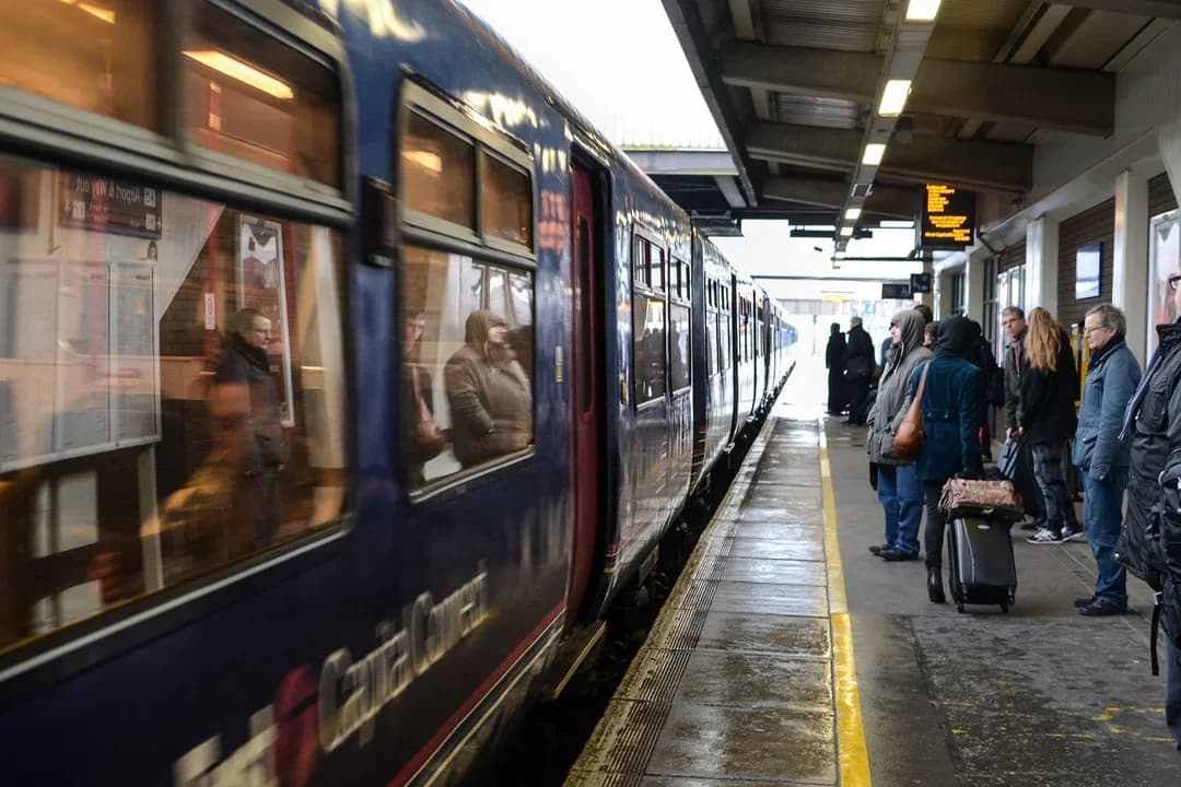 Obniżka cen biletów PKP. Było drożej, a teraz ma być... taniej. Ceny przejazdów pójdą w dół