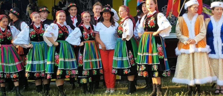 Pani starosta w kapeluszu. Czy zatańczyła na polanie? [GALERIA]