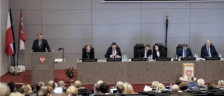 Nikt się tego nie spodziewał - mamy zwycięzcę niedzielnych wyborów