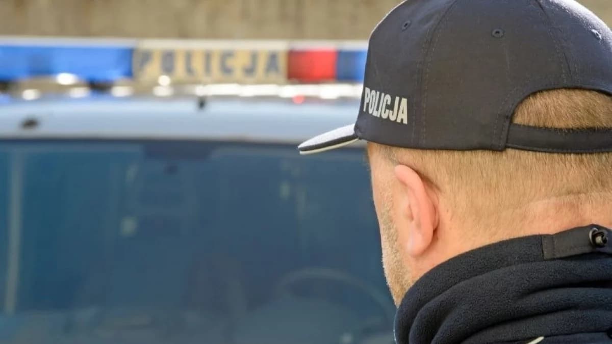 Samochód osobowy zderzył się z busem w Bachorzewie [AKTUALIZACJA]