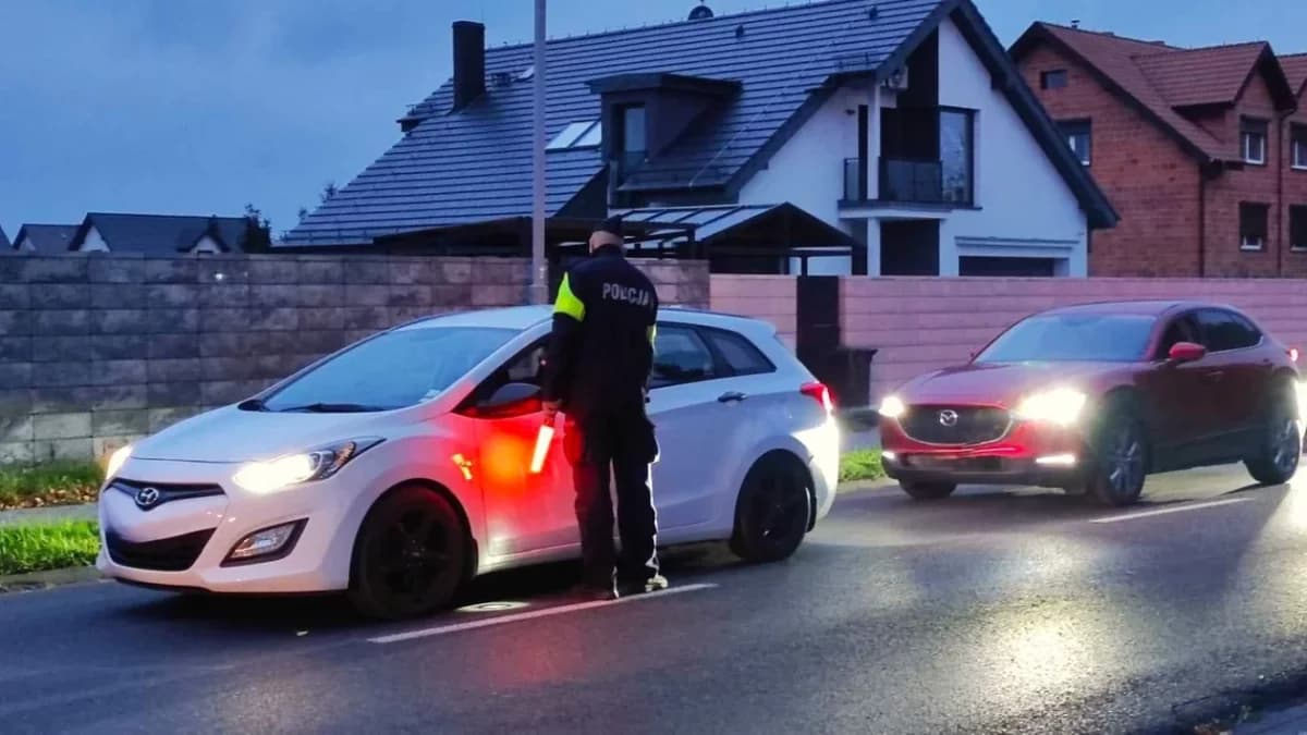Jechał pijany jedną z głównych ulic Jarocina