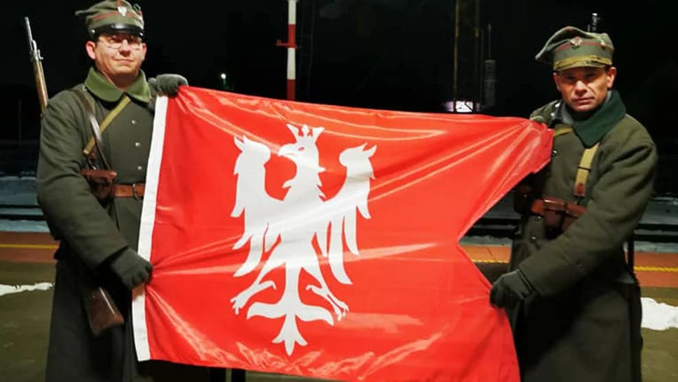Chorągiew Powstania Wielkopolskiego zawiśnie na wieży Bazyliki Mariackiej w Krakowie