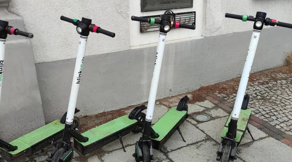 Hulajnogi elektryczne w Jarocinie. Operator blinkee.city pisze: Niestety