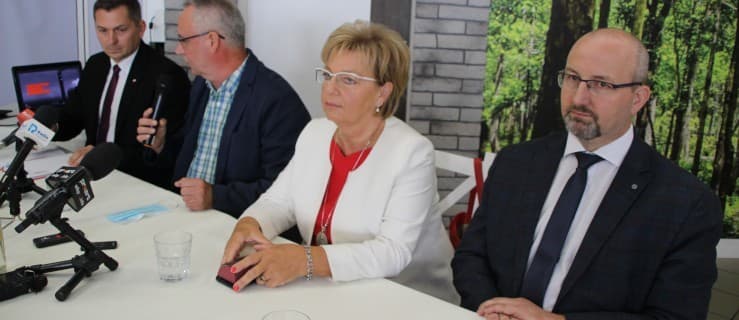 Radni opozycji nakręcili film. Temat: Sprzedaż ponad 41 ha gminnej ziemi