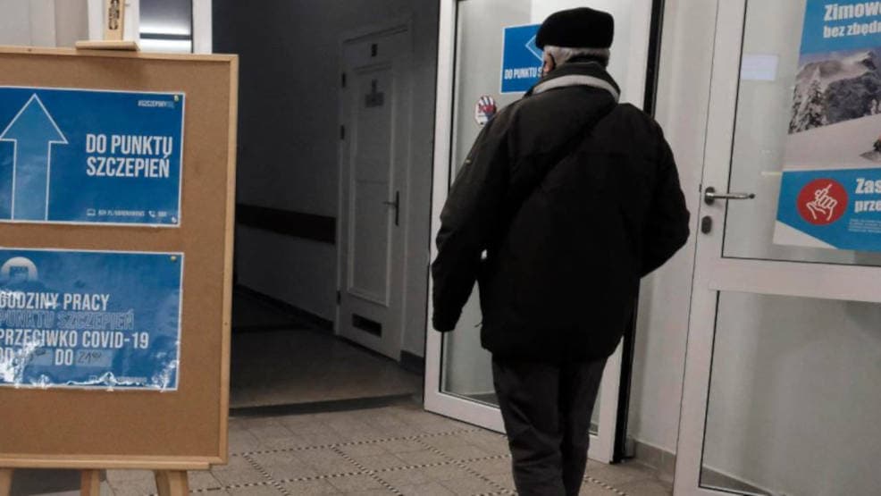 Szczepienia przeciw COVID-19. Jeden z punktów znika z mapy powiatu jarocińskiego
