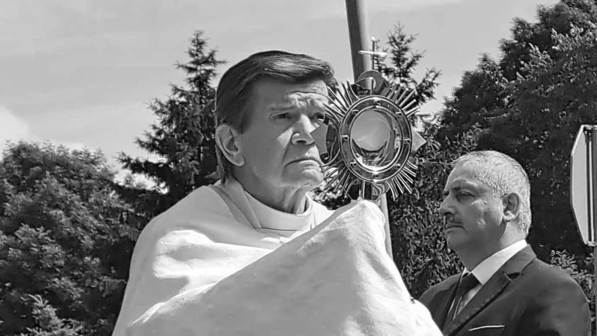Zmarł ksiądz kanonik Janusz Buduj, proboszcz parafii św. Wojciecha w Rusku