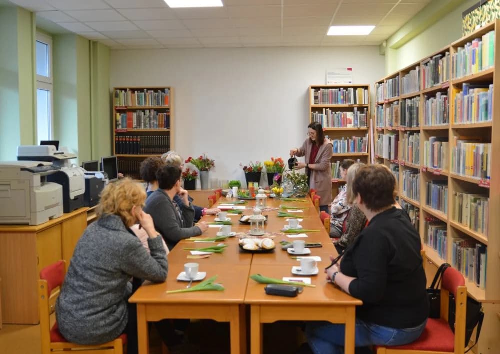 Warsztaty z tworzenia stroików wielkanocnych w Nowym Mieście
