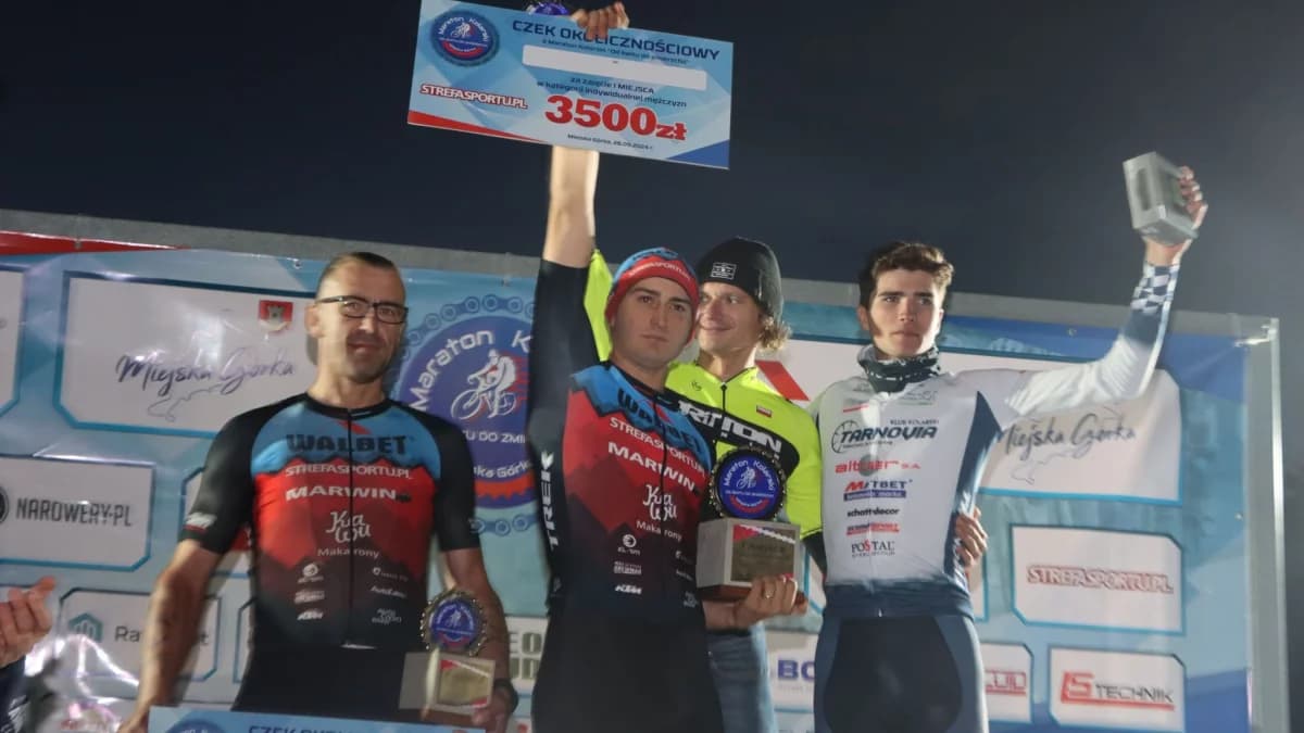 Jarociniak na podium maratonu kolarskiego "Od Świtu do Zmierzchu". [ZOBACZ ZDJĘCIA]