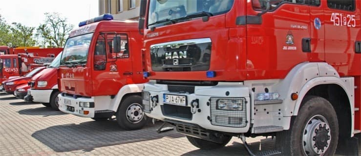 Włączyła się czujka tlenku węgla. Lokatorka domu zaalarmowała straż