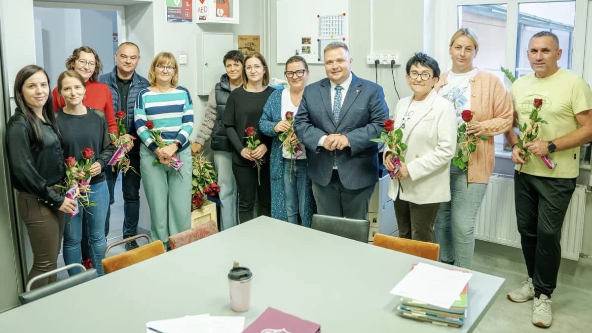 Docenieni za pasję i zaangażowanie. Nauczyciele z nagrodami burmistrza
