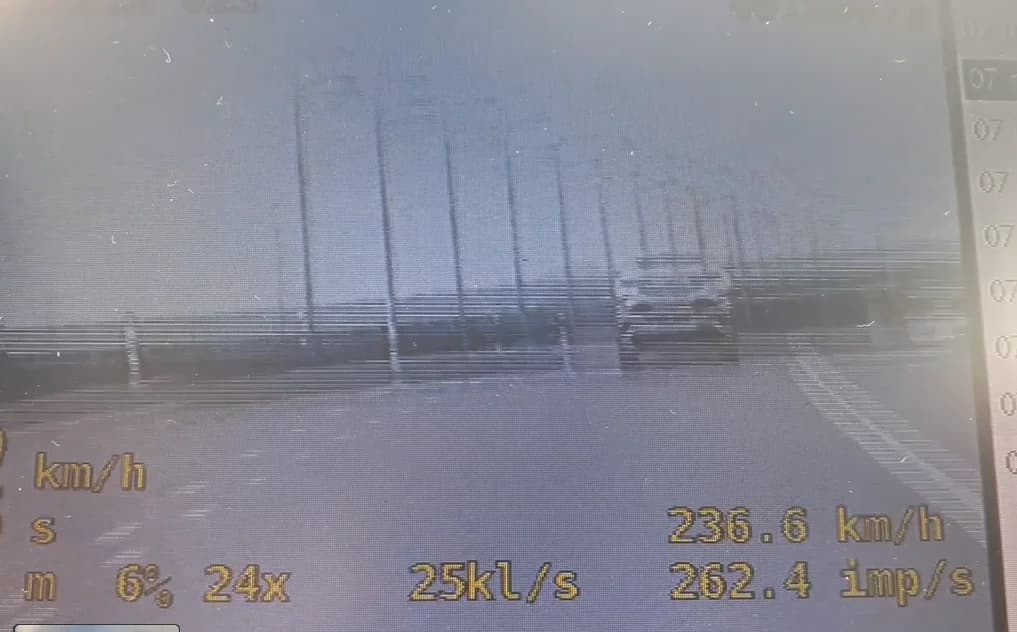 BMW szalał na obwodnicy Jarocina. Zobacz nagranie policji