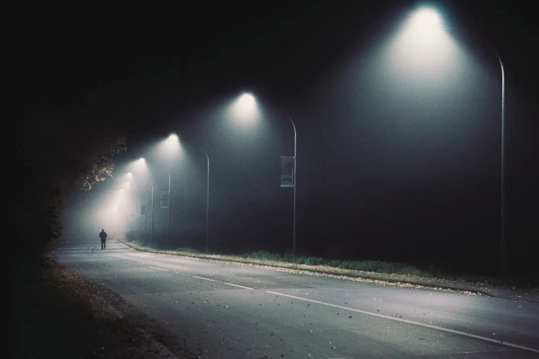 Wymiana oświetlenia w gminie Żerków. Nowe lampy w szkołach i na ulicach