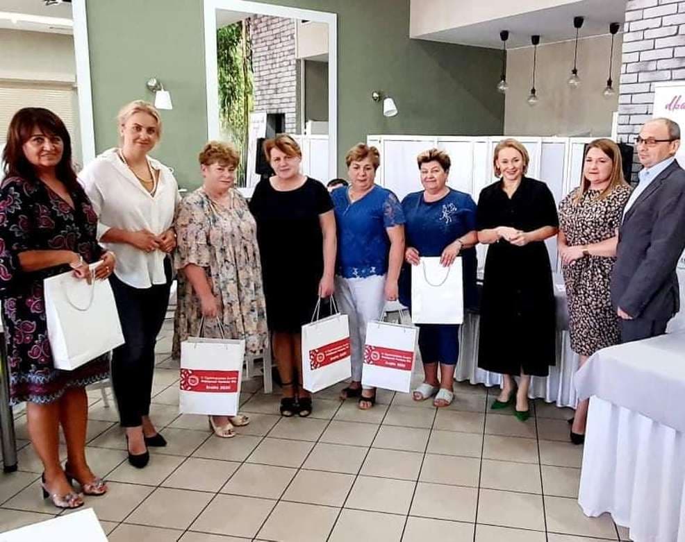 Członkinie Kół Gospodyń Wiejskich z powiatu jarocińskiego spotkały się z parlamentarzystkami [ZDJĘCIA]