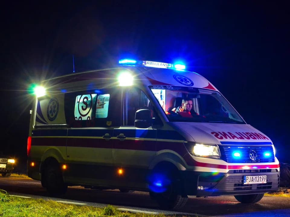 Dwie osoby potrącone pomiędzy Skokówkiem a Jaraczewem