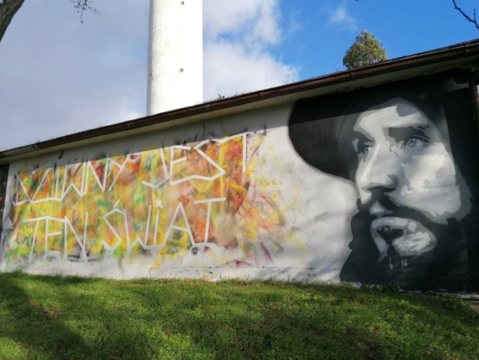Moją sztukę uznaje się często za wandalizm - mówi Maciej Tomaszewski,  graficiarz z Żerkowa [GALERIA]
