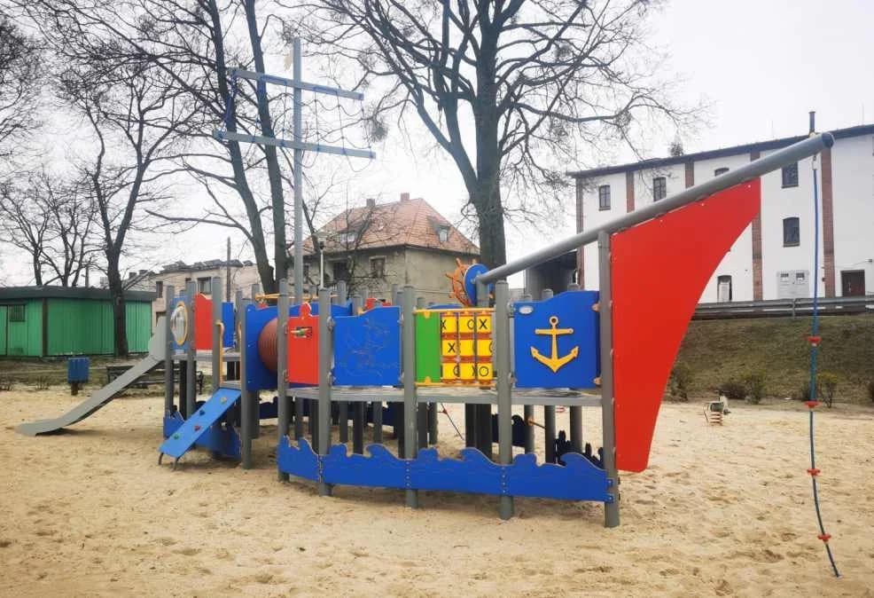 W Wolicy Nowej powstanie nowy plac zabaw. Wśród atrakcji zjazd Linowy i huśtawka wahadłowa