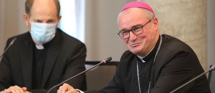 Biskup ma koronawirusa. Młodzież z bierzmowania na kwarantannie [AKTUALIZACJA]