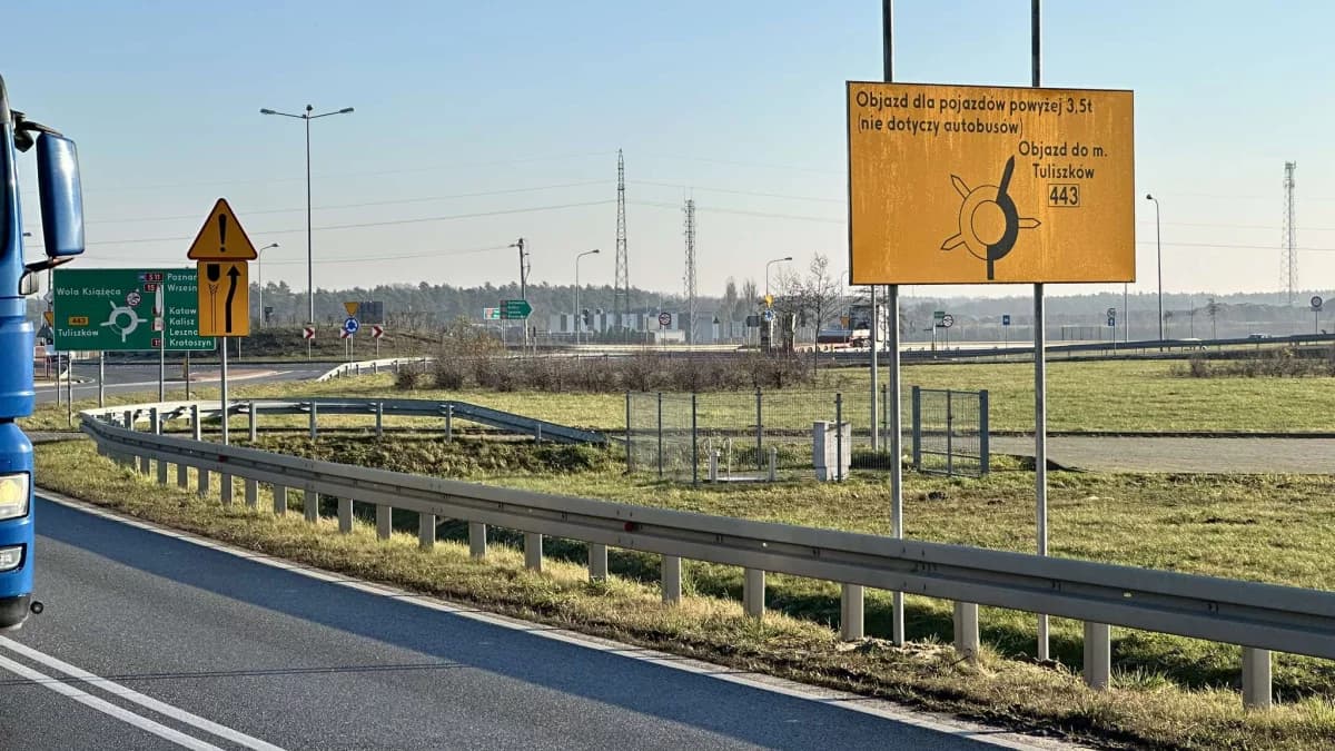 Zamkną odcinek drogi wojewódzkiej nr 443. Ruch będzie rozładowywany przez Jarocin [OBJAZDY]