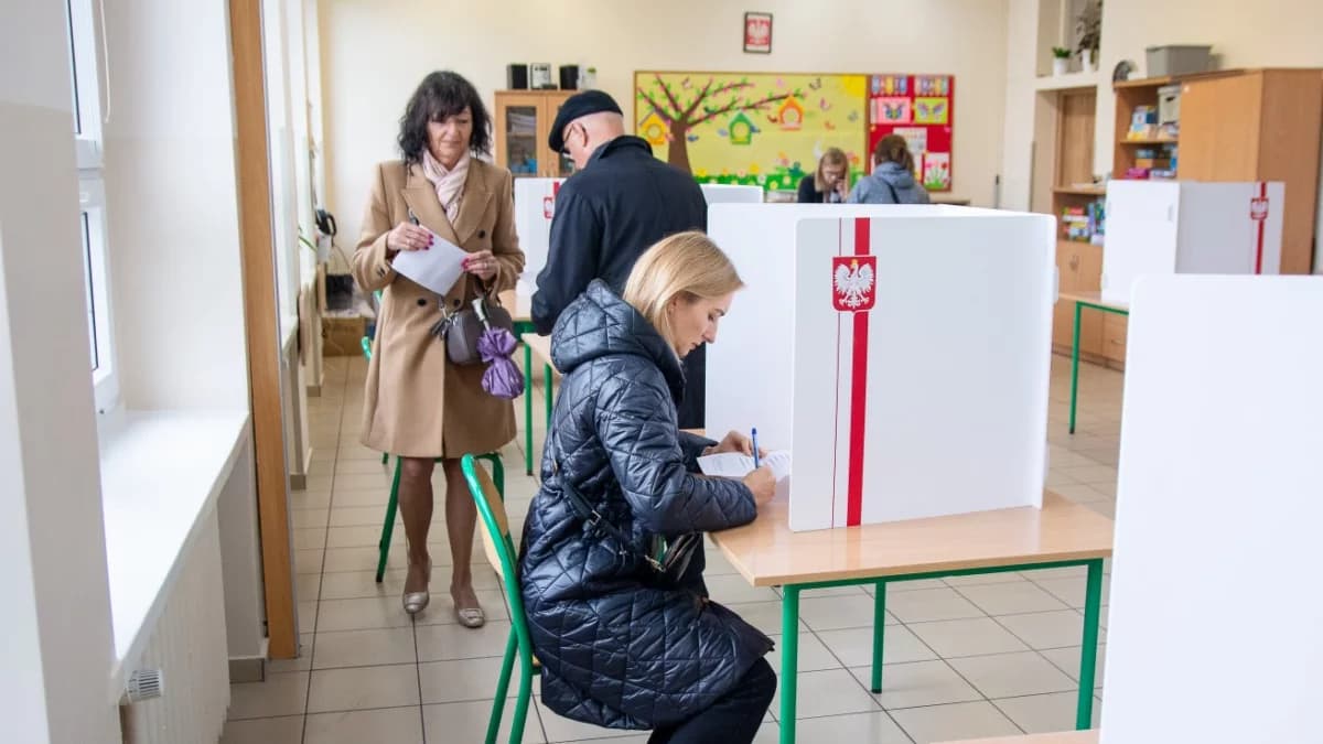 Zakończyło się głosowanie w wyborach prezydenckich. Na kogo postawili wyborcy? Przedstawiamy pierwsze WYNIKI sondażowe [ZDJĘCIA]