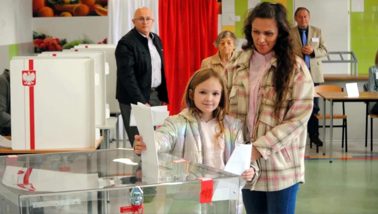 Wybory parlamentarne 2023. Głosowanie na terenie Jarocina i okolicy [AKTUALIZACJE, ZDJĘCIA]