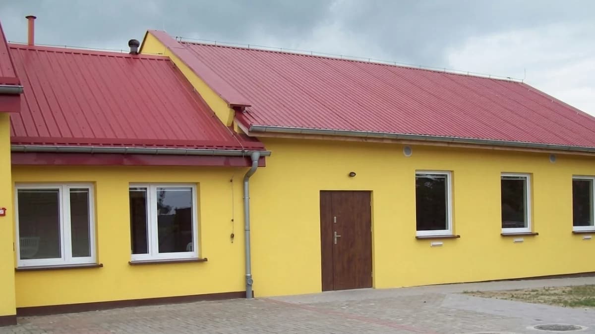 Sala wiejska zostanie rozbudowana. Gmina pozyskała unijne dofinansowanie