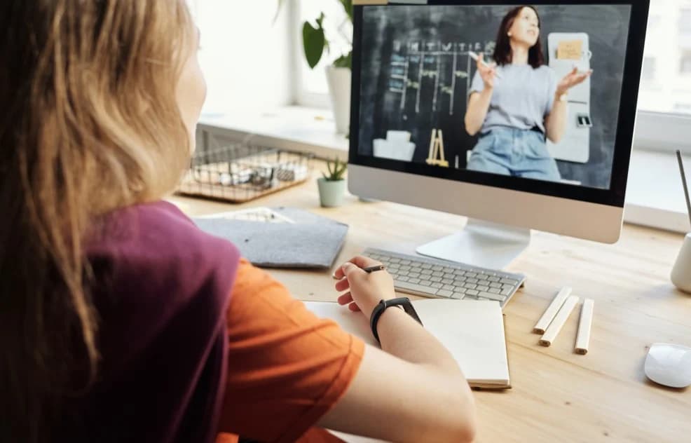Laptopy dla dzieci z rodzin byłych pracowników PGR