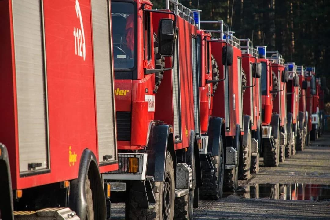 Pożar budynku w Żółkowie. Kilkanaście zastępów w akcji
