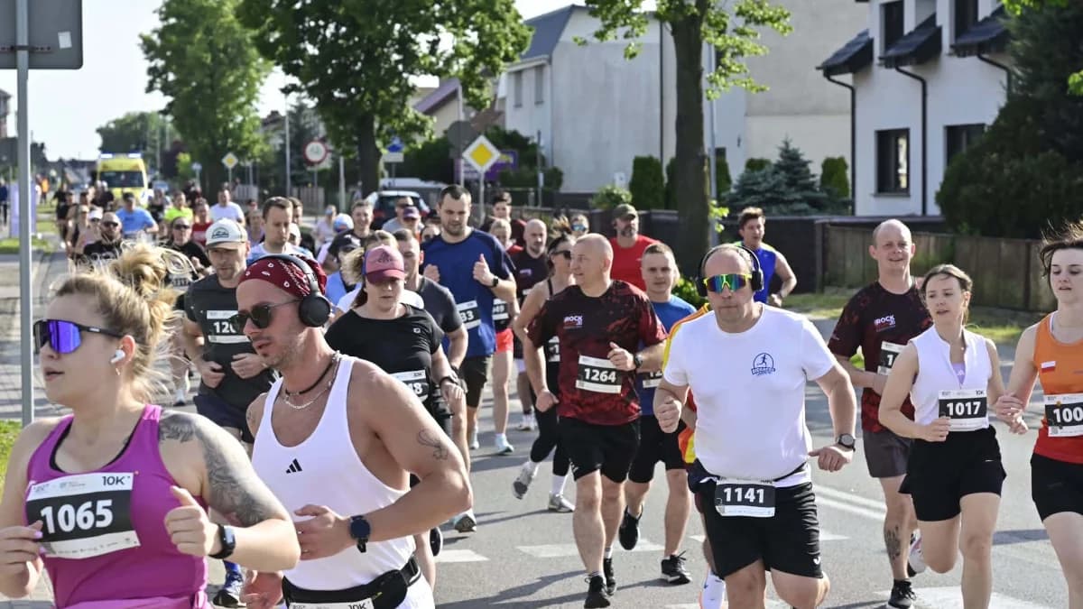 Bau-Technik RockRun 2026. Jarocinem zawładnęli dziś biegacze. Nie uwierzycie co na nich czekało na trasie [ZDJĘCIA]