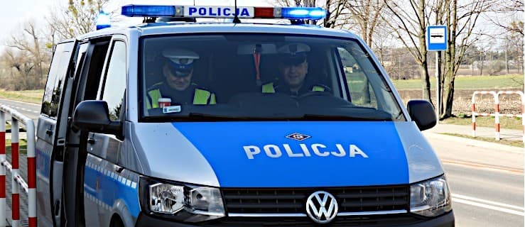 Brawurowa jazda młodego kierowcy w obszarze zabudowanym. Pędził z prędkością 124 km/h