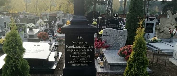 Kwesta na cmentarzach na groby powstańców