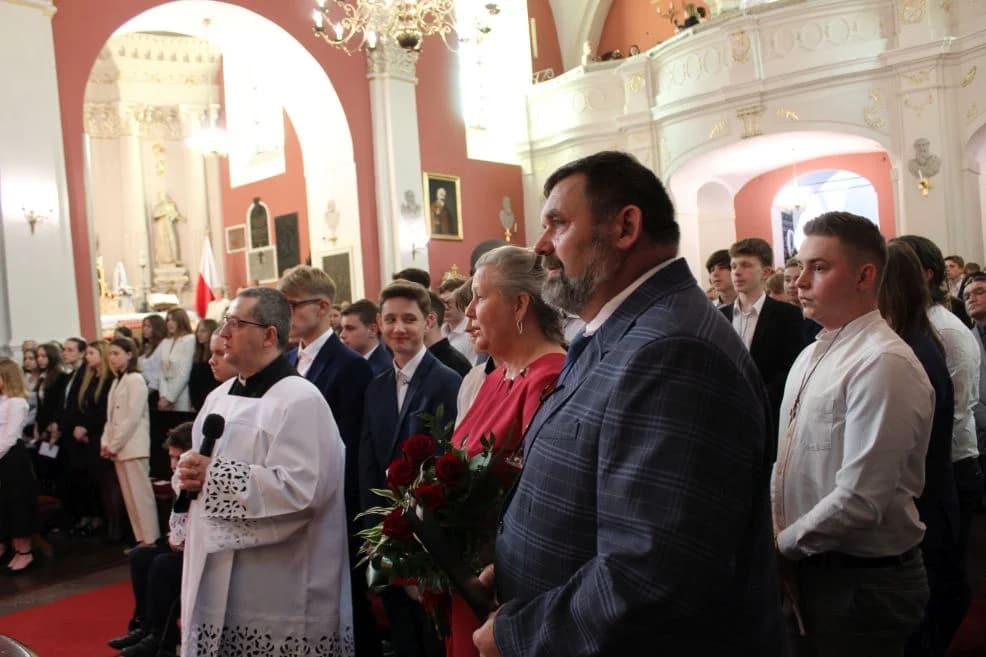 Bierzmowania w dwóch jarocińskich parafiach. Zobacz zdjęcia z parafii św. Marcina i św. Antoniego Padewskiego