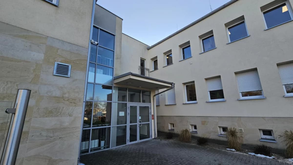 Jest praca w urzędzie. Jakie trzeba spełnić warunki i ile można zarobić?