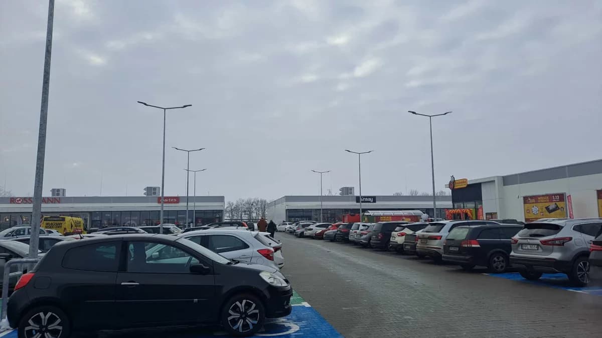 Nowa galeria po sąsiedzku już otwarta. Zobacz, w jakich sklepach zrobisz tam zakupy [ZDJĘCIA]