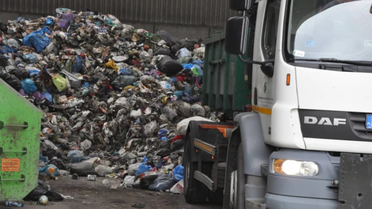 Ile odpadów trafia do Wielkopolskiego Centrum Recyklingu w Jarocinie? Jaka ilość śmieci jest spoza porozumienia? [ZDJĘCIA, SONDA]