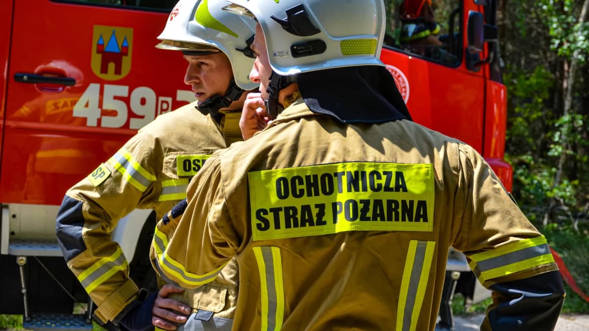 Dzieci zatrzasnęły się w domu, interweniowali strażacy