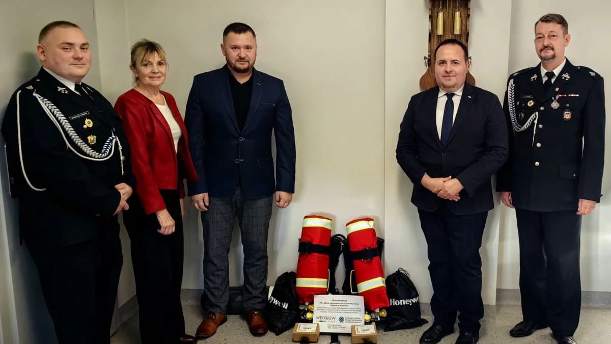 Jednostka OSP w Szypłowie wzbogaciła się o nowy sprzęt z dotacją. Co dostali?