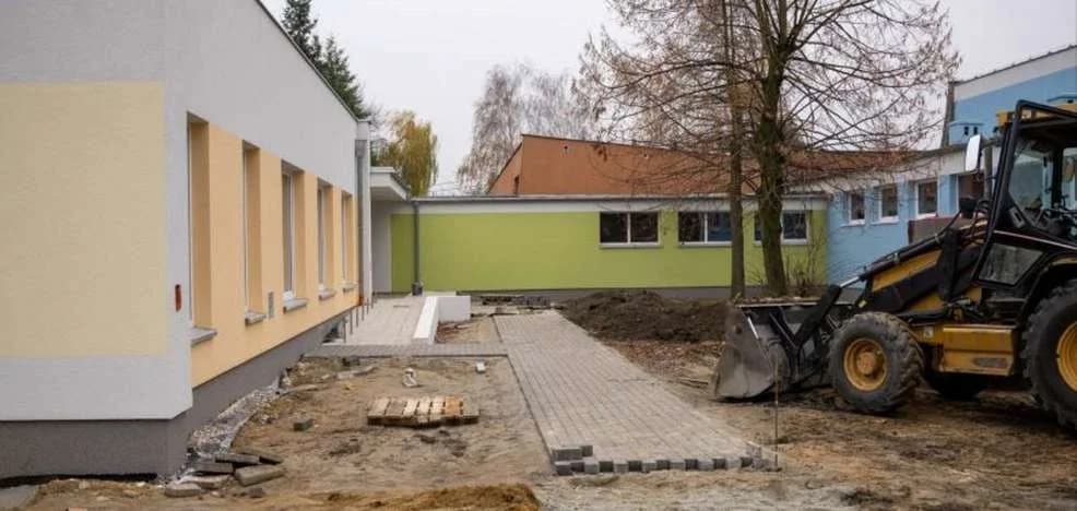 Budowa nowego przedszkola w Witaszycach wchodzi w końcową fazę. Kiedy będzie gotowe? [ZDJĘCIA]