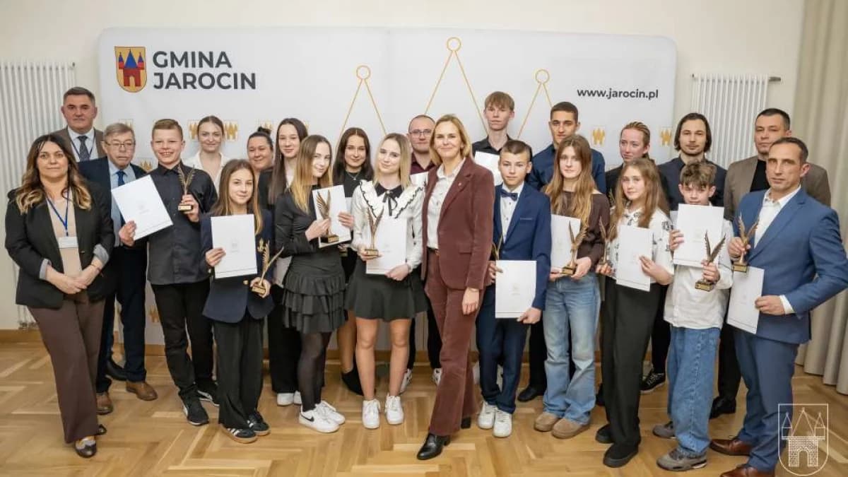 Burmistrz Jarocina zamierza nagrodzić sportowców i trenerów za osiągnięcia w 2025 r.  - czeka na zgłoszenia