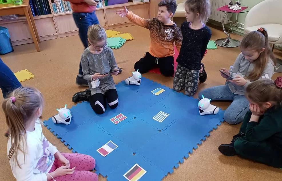 Biblioteka w Nowym Mieście oferuje wiele ciekawych zajęć dla dzieci i dorosłych. Sprawdź ich ofertę