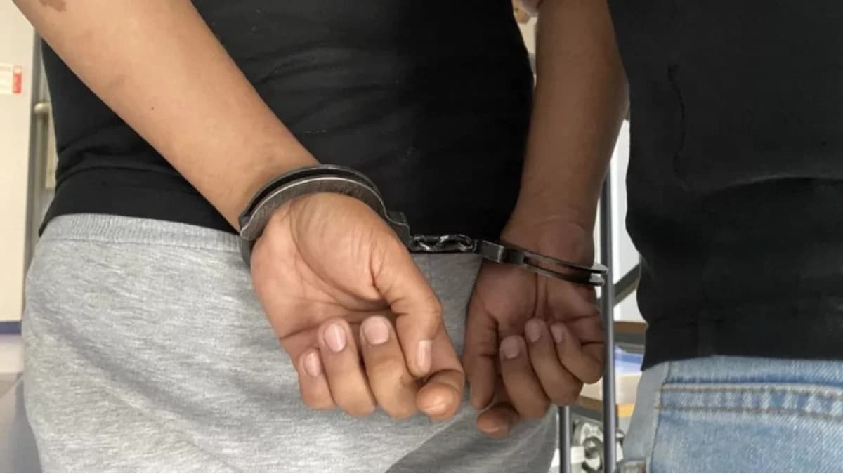 Jarocińscy policjanci zatrzymali włamywacza - recydywistę