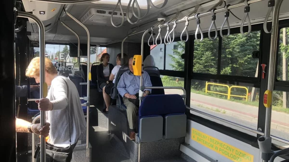 Ankieta na temat Jarocińskich Linii Autobusowych. Trzeba ją wydrukować z internetu i wypełnić